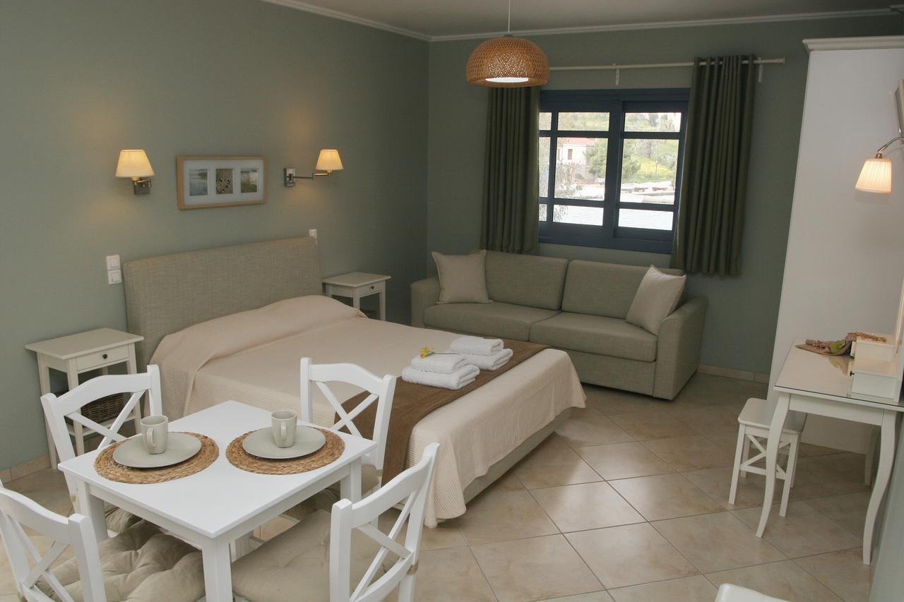 Boutique Hotel Iasmos Trizonía 외부 사진