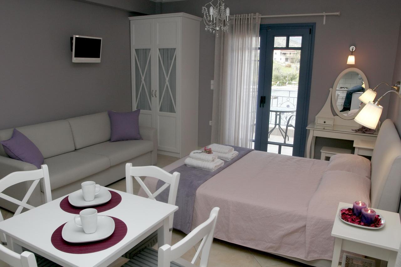 Boutique Hotel Iasmos Trizonía 외부 사진